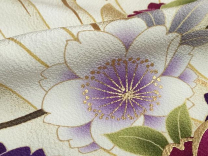 平和屋着物●豪華振袖　駒刺繍　枝花文　金銀彩　正絹　逸品　DABC2439ud