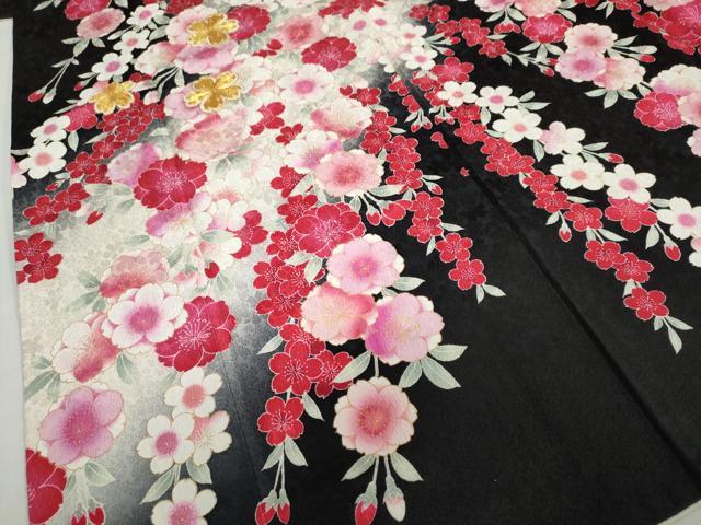 平和屋着物●豪華振袖　駒刺繍　枝垂れ草花文　黒地　正絹　逸品　DABC2440ud