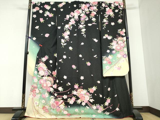 平和屋着物●豪華振袖　花鞠文　暈し染め　黒地　金通し地　正絹　逸品　DABC2445ud