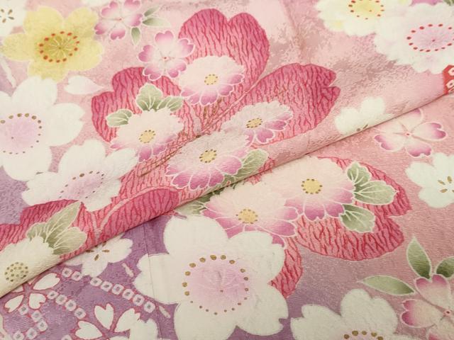 平和屋着物●豪華振袖　舞花文　暈し染め　金彩　正絹　逸品　DABC2451ud