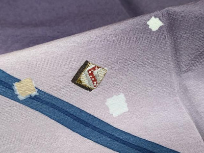 平和屋着物●五代 歌舞伎役者　坂東八十助　訪問着　刺繍　箔散らし文　暈し染め　金彩　正絹　逸品　DABC2452ud