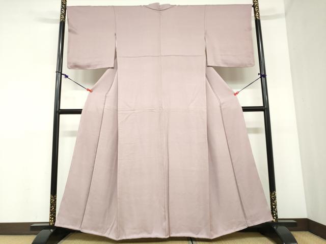 平和屋着物●上質な色無地　紗綾型地紋　梅鼠色　正絹　逸品　未使用　DABC2462ud