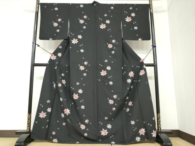 平和屋着物●小紋　舞葉草花文　黒地　洗える着物　未使用　DABC2463ud