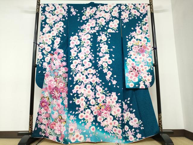 平和屋着物●豪華振袖　刺繍　草花文　暈し染め　金彩　銀通し地　正絹　逸品　DABC2563ud