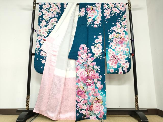 平和屋着物●豪華振袖　刺繍　草花文　暈し染め　金彩　銀通し地　正絹　逸品　DABC2563ud