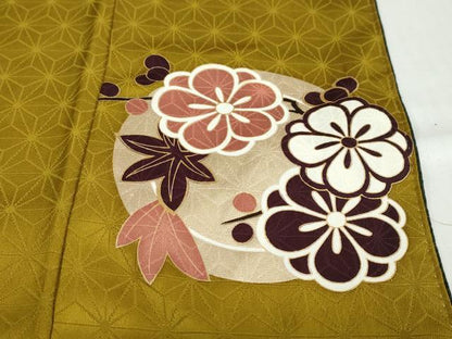平和屋着物●豪華振袖　駒刺繍　草花丸文　金彩　正絹　逸品　DABC2579ud