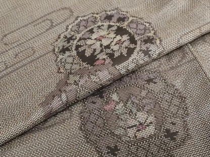 平和屋着物●本場大島紬　9マルキ　エ霞花絵皿文　正絹　逸品　未使用　DABC2583ud
