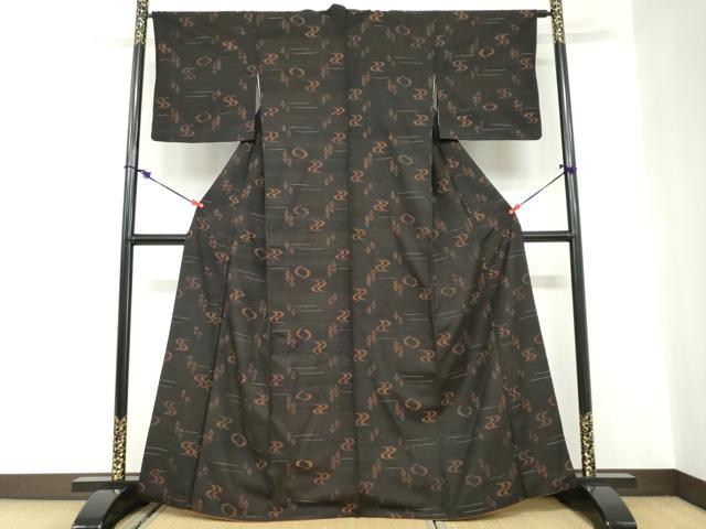 平和屋着物●国指定重要無形文化財　本場久米島紬　手織　正絹　逸品　DABC2598ud
