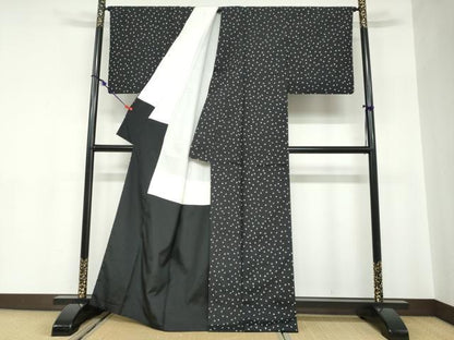 平和屋着物●上質な小紋　紬地　夜桜文　黒地　正絹　逸品　DABC2599ud