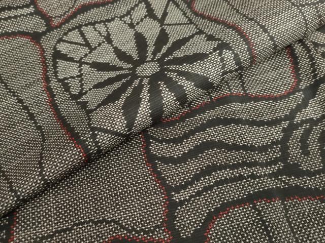 平和屋着物●本場大島紬　7マルキ　変わり格子花文　正絹　逸品　DABC2605ud