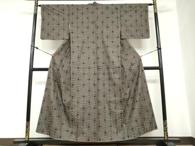 平和屋着物●本場大島紬　龍郷絣　花菱文　正絹　逸品　未使用　DABC2611ud