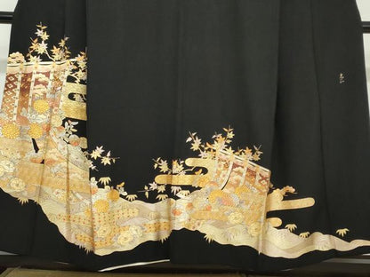 平和屋着物●金彩友禅　卓越技能者・名工・和田光正　黒留袖　エ霞几帳草花文　金銀彩　正絹　逸品　DABC2613ud