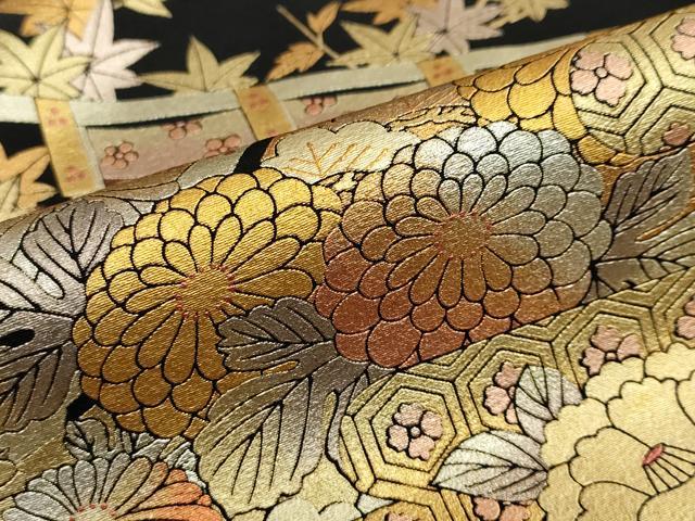 平和屋着物●金彩友禅　卓越技能者・名工・和田光正　黒留袖　エ霞几帳草花文　金銀彩　正絹　逸品　DABC2613ud