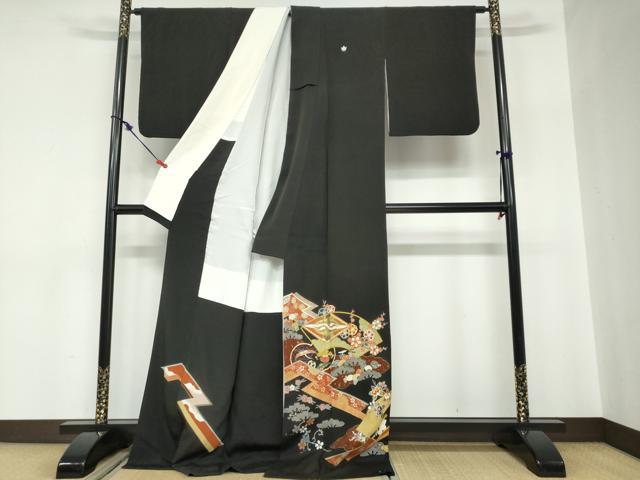平和屋着物●豪華黒留袖　駒刺繍　双鶴菱草花文　金彩　ロング丈　正絹　逸品　DABC2620ud