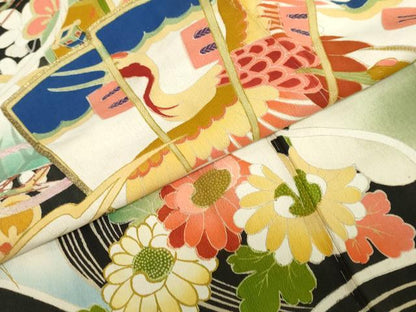 平和屋本店●アンティーク　大正ロマン　振袖　駒刺繍　扇面御所車飛鶴草花文　黒地　金彩　正絹　逸品　DABC2625ud