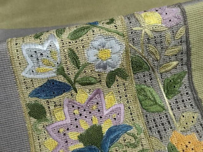平和屋着物●中国三大刺繍　汕頭刺繍　総刺繍　訪問着　本場大島紬地　短冊草花文　正絹　逸品　未使用　DABC2632ud
