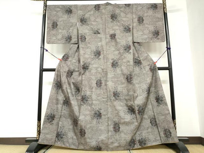 平和屋着物●本場大島紬　9マルキ　雪輪草花文　正絹　逸品　DABC2667ud