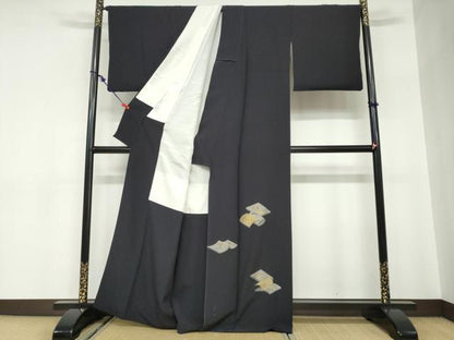 平和屋着物●豪華色留袖　駒刺繍　冊子草花文　藍鉄色　金彩　正絹　逸品　DABC2671ud