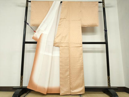 平和屋着物●上質な色無地　舞花地紋　小麦色　正絹　逸品　未使用　DABC2689ud