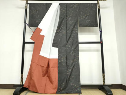 平和屋着物●本場大島紬　古代染色純泥染　9マルキ　草花文　証紙付き　くぼた謹製　正絹　逸品　DABC2691ud