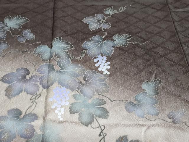 平和屋着物●訪問着　葡萄蔦の葉文　暈し染め　金彩　正絹　逸品　DABC2707ud