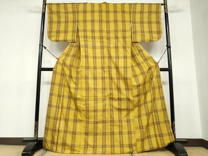 平和屋着物●山下八百子　本場黄八丈　市松綾織　正絹　逸品　DABC2733ud