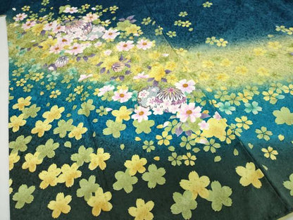 平和屋着物●豪華振袖　駒刺繍　手毬草花文　暈し染め　金彩　正絹　逸品　DABC2741ud