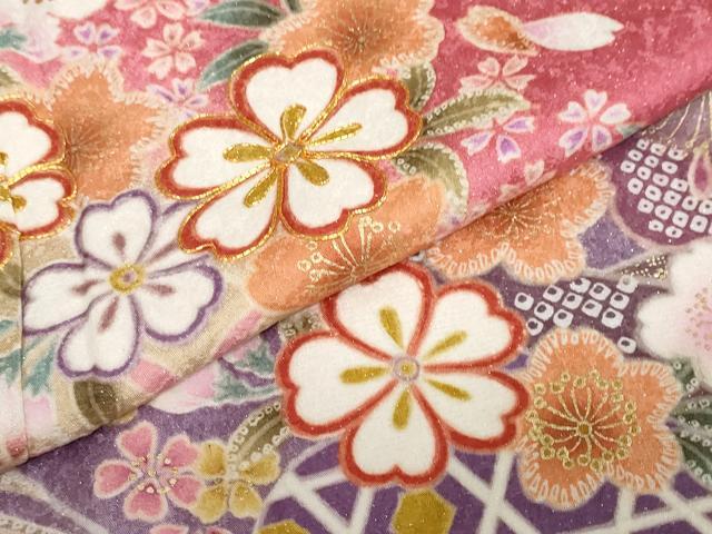 平和屋着物●豪華振袖　駒刺繍　吉祥草花文　暈し染め　金彩　銀通し地　正絹　逸品　DABC2747ud
