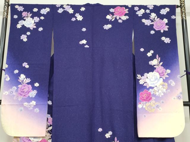 平和屋着物●豪華振袖　草花文　暈し染め　金彩　銀通し地　やまと誂製　正絹　逸品　DABC2763ud
