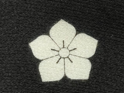 平和屋着物●本加賀友禅作家　佐藤潤　黒留袖　扇面にながれ梅　正絹　逸品　未使用　DABC2773ud
