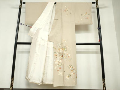 平和屋着物●訪問着　駒刺繍　楽器草花文　金彩　正絹　逸品　DABC2786ud