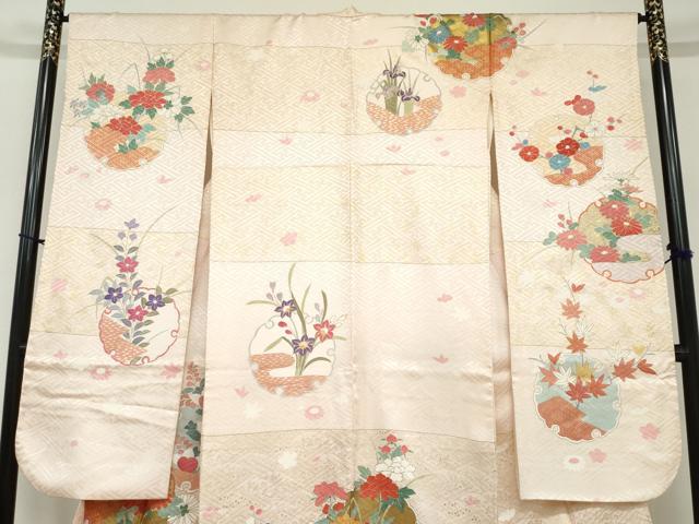 平和屋着物●豪華振袖　駒刺繍　雪輪草花文　金彩　正絹　逸品　DABC2804ud