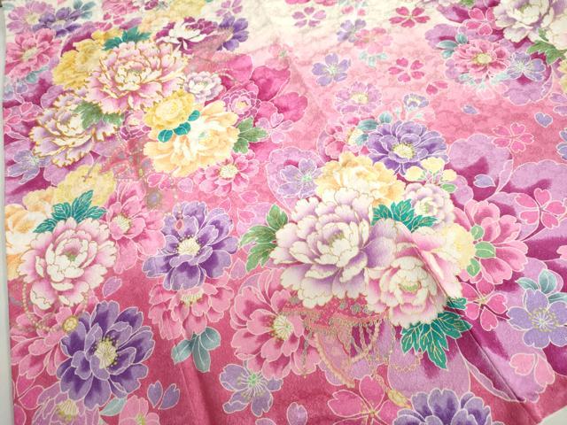 平和屋着物●豪華振袖　駒刺繍　草花文　暈し染め　金彩　銀通し地　京都きもの友禅扱い　正絹　逸品　DABC2805ud