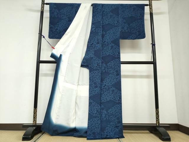 平和屋着物●本藍　型染め　小紋　切嵌草花文　鬼しぼ縮緬　正絹　逸品　DABC2912ud