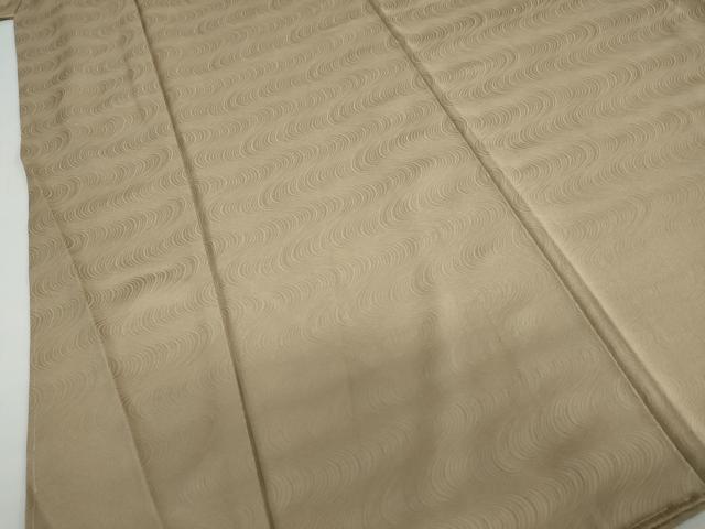 平和屋着物●上質な色無地　流水地紋　白橡色　正絹　逸品　未使用　DABC2933ud 平和屋着物○上質な色無地 流水地紋 白橡色 正絹 逸品 未