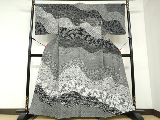 平和屋着物●伝統工芸士　赤塚順一　江戸小紋　訪問着　道長向かい鳥草花文　黒地　正絹　逸品　DABC2943ud