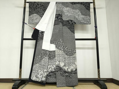 平和屋着物●伝統工芸士　赤塚順一　江戸小紋　訪問着　道長向かい鳥草花文　黒地　正絹　逸品　DABC2943ud
