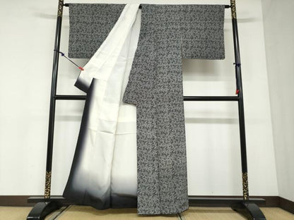 平和屋着物●江戸小紋　舞蝶文　黒地　正絹　逸品　DABC2947ud