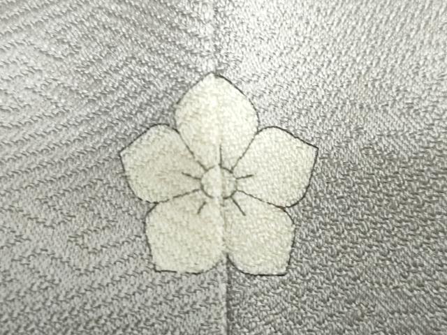 平和屋着物●上質な色無地　紗綾型地紋　銀鼠色　正絹　逸品　DABC2976ud