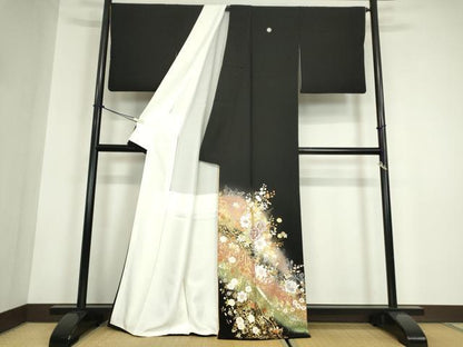 平和屋着物●ブライダルファッションデザイナー・桂由美　黒留袖　花尽くし　金銀彩　京都きもの友禅扱い　正絹　逸品　DABC3010az
