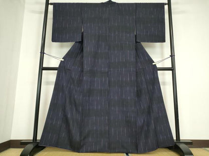 平和屋着物●上質な紬　背抜き仕立て　変わり縞　正絹　逸品　DABC3018az