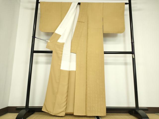平和屋着物●上質な色無地　寿地紋　芥子色　三越扱い　正絹　逸品　DABC3027az