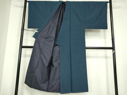 平和屋着物●男性　生紬　米沢織　アンサンブル　長羽織・長襦袢(無双)セット　紺色　証紙付き　正絹　逸品　DABC3036az