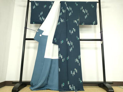平和屋着物●上質な小紋　短冊飛鶴文　金彩　正絹　逸品　未使用　DABC3051az