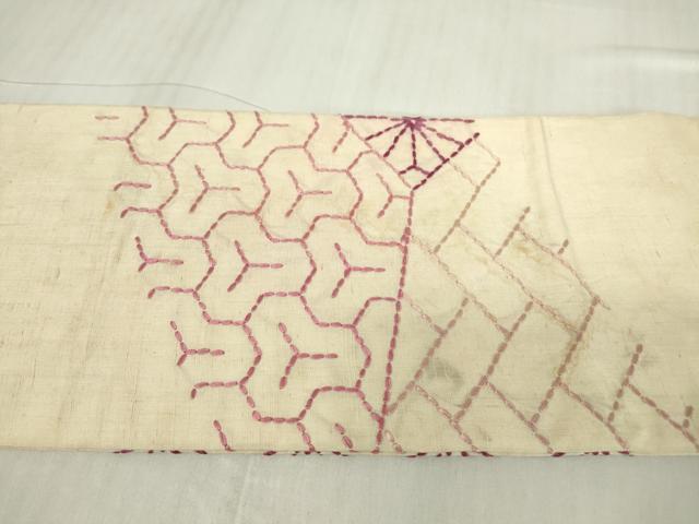 平和屋着物▼九寸名古屋帯 紬地 刺し子 総刺繍 麻の葉文 正絹 逸品 DABC3088az