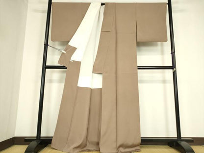 平和屋着物●上質な色無地　白茶色　正絹　逸品　DABC3282az