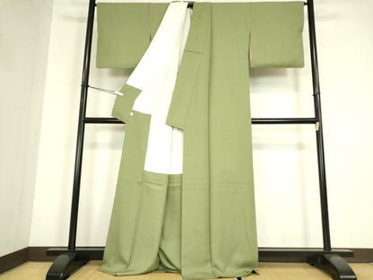 平和屋着物●上質な色無地　霞地紋　山葵色　鈴乃屋扱い　正絹　逸品　DABC3284az