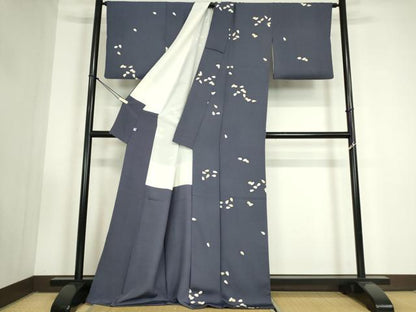 平和屋着物●上質な小紋　舞桜文　金彩　正絹　逸品　DABC3411az