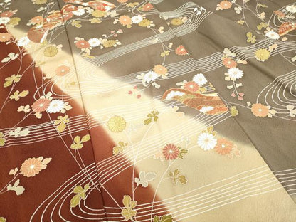 平和屋着物●訪問着　胴抜き仕立て　駒刺繍　流水花文　暈し染め　金彩　正絹　逸品　DABC3431az