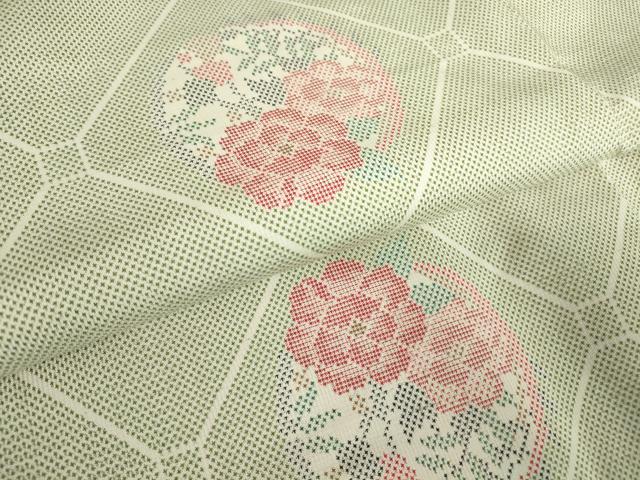 平和屋着物●本場大島紬　白大島　7マルキ　蜀江花丸文　正絹　逸品　未使用　DABC3440az